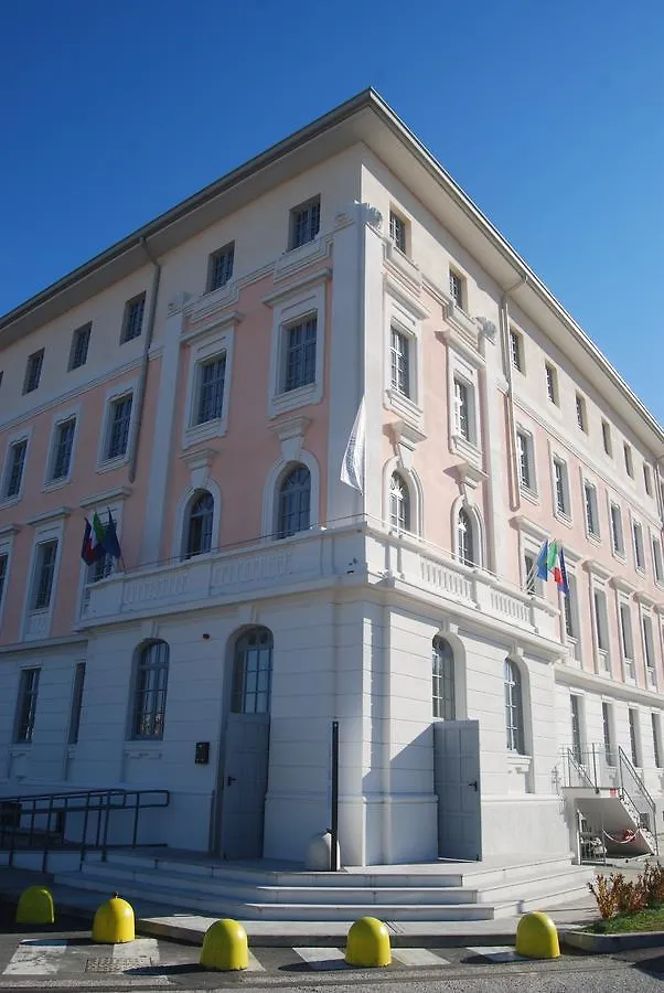 Nuovo Albergo Operai Monfalcone 3*,  Włochy
